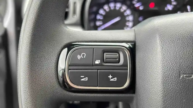 Citroën C3 puretech 82 s&amp;s bvm5 — photo 13