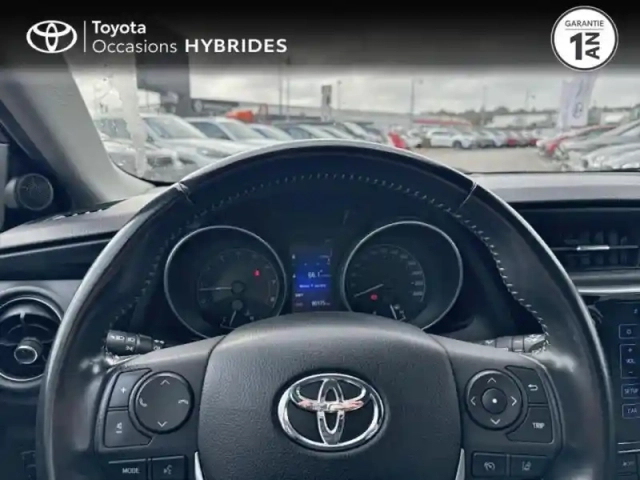 Toyota Auris 1.2 turbo 116ch collection — photo 13