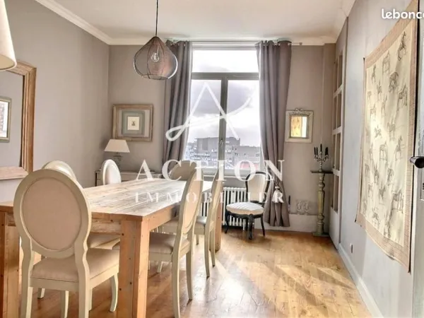 Appartement 5 pièces 183 m²