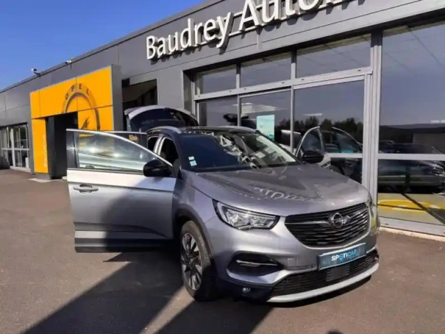 Opel Grandland X 1.2 turbo 130ch design line bva 109g — photo 12