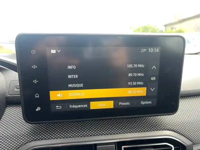 Dacia Sandero eco-g 100 — photo 31