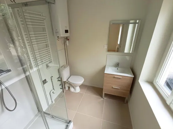 Studio 1 pièce 13 m²