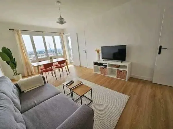 appartement meublé Joli avec mezzanine