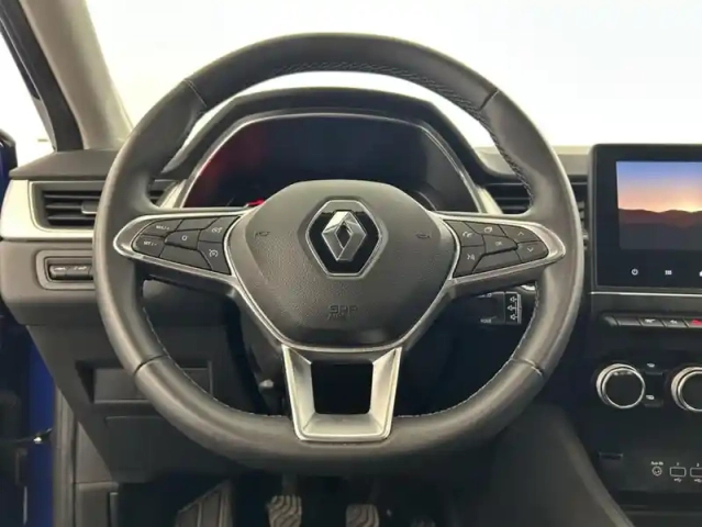 Renault Captur 1.0 tce 90ch techno + attelage — photo 39