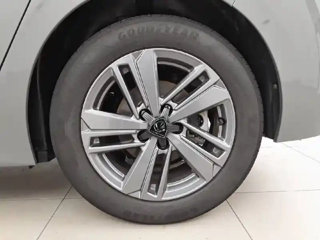 Peugeot 308 puretech 130ch s&amp;s bvm6 — photo 11