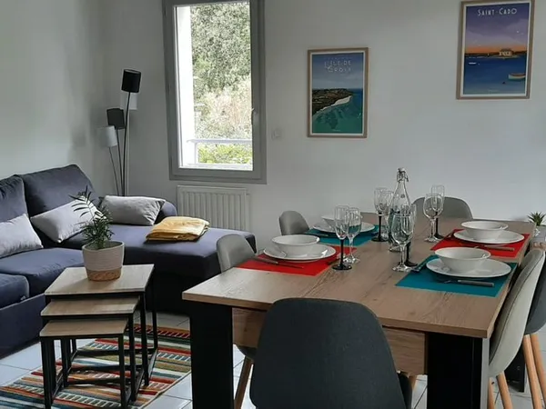 [1 chambre dispo dans une colocation de 2 - larmor-plage proche de la base - septembre-juin]