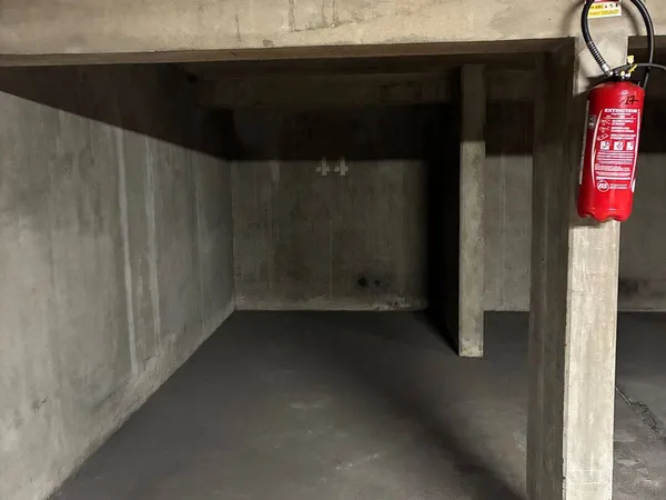 Parking 11 m²