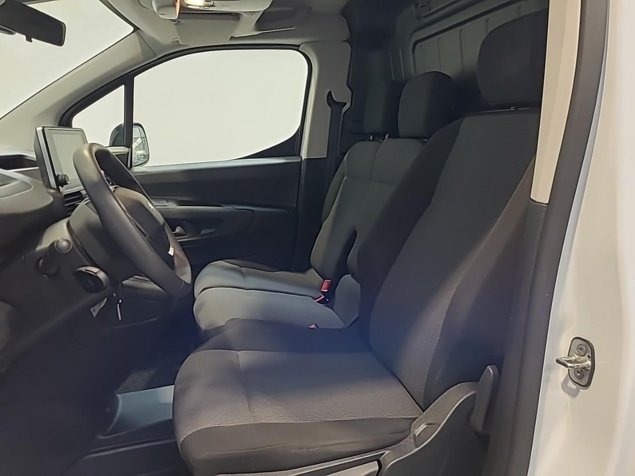 Peugeot Partner fourgon m 950 kg bluehdi 100 s&s bvm6 — photo 10