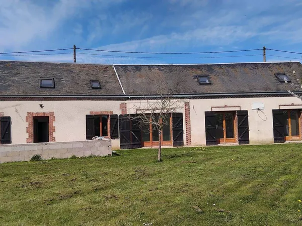 Maison 9 pièces 250 m²