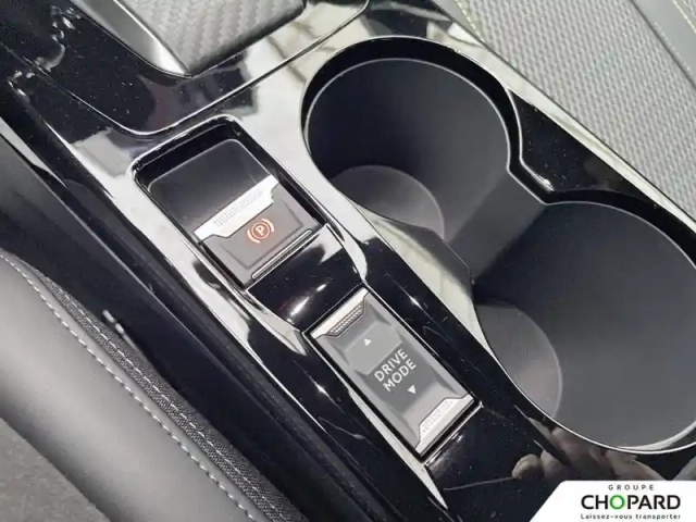 Peugeot 208 hybrid 110 e-dcs6 — photo 22