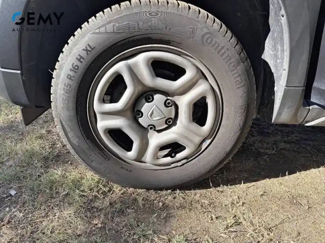 Dacia Duster tce 130 fap 4x2 — photo 12