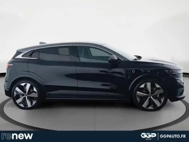Renault Megane e-tech electric ev60 220ch techno optimum charge -b — photo 6
