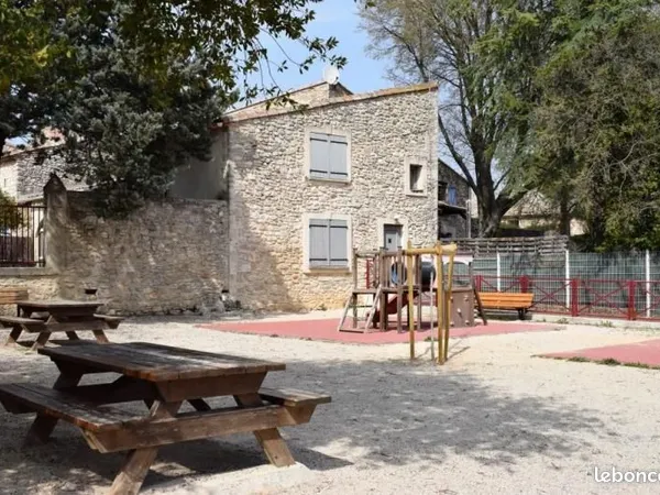 Terrain 412 m² Galargues