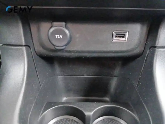 Citroën C3 bluehdi 100 bvm6 — photo 17