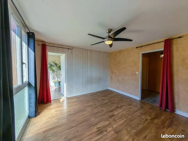 Appartement 2 pièces 64 m²