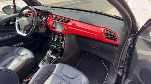 DS DS3 Cabriolet 1.2 PureTech 110 EAT6 - Ines De La Fressange – 2017 – 56442 km – Essence – Boîte Automatique — photo 32
