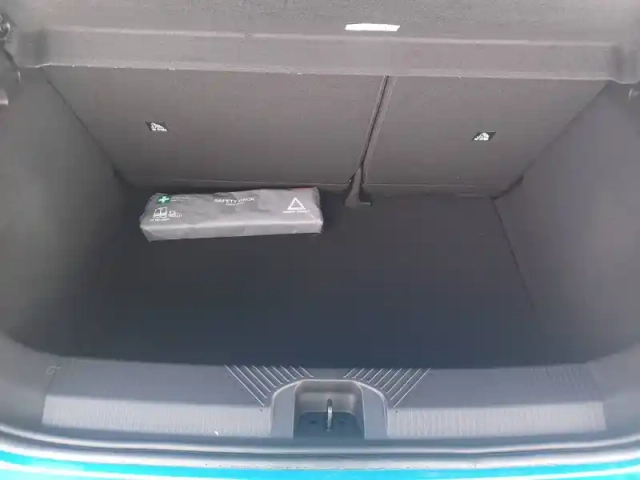 Nissan Micra electrique 40kwh 120ch — photo 9