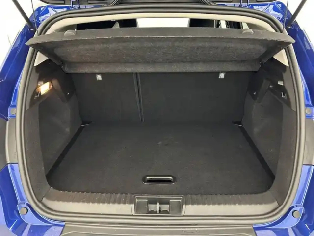 Renault Captur blue dci 115 edc — photo 27