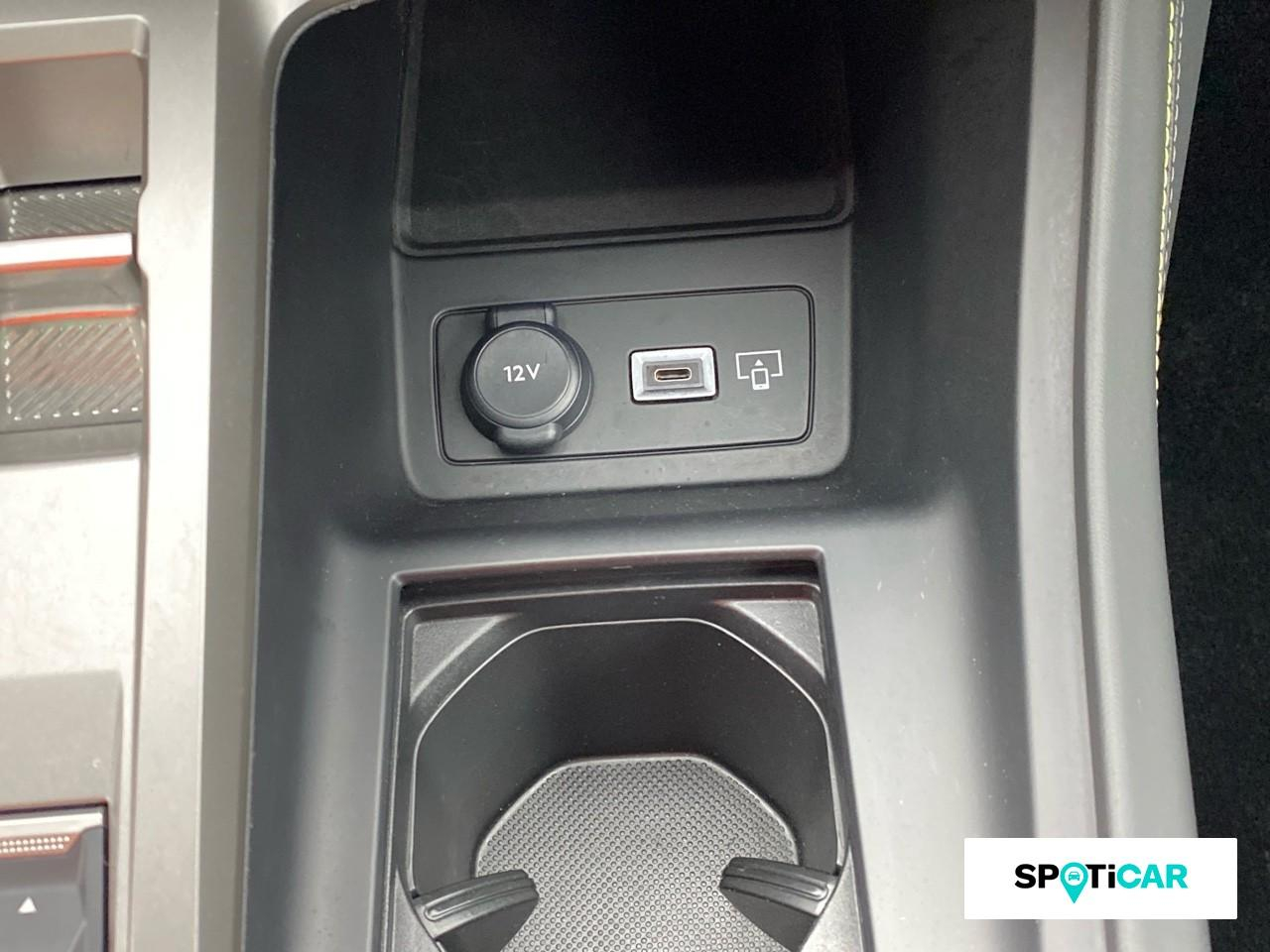 Peugeot 308 1.2 hybrid 136ch gt e-dcs6 — photo 19