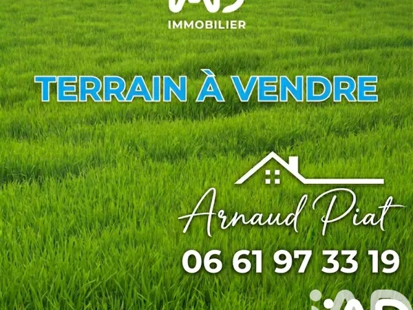 Terrain 624 m²
