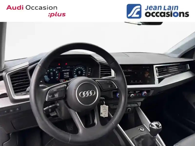 Audi A1 sportback 25 tfsi 95 ch bvm5 — photo 11