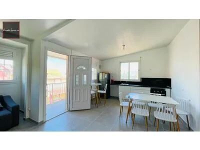 Appartement T3 Moderne et Meublé avec Vue Mer au Vauclin