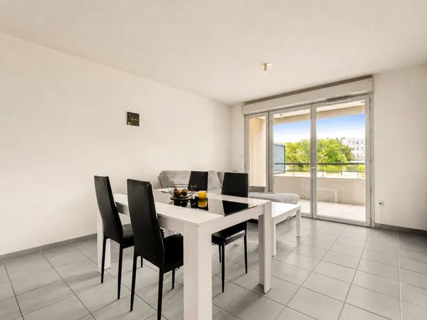 En exclusivité ! Appartement T2 de 40,40 m2, en rez-de-chau