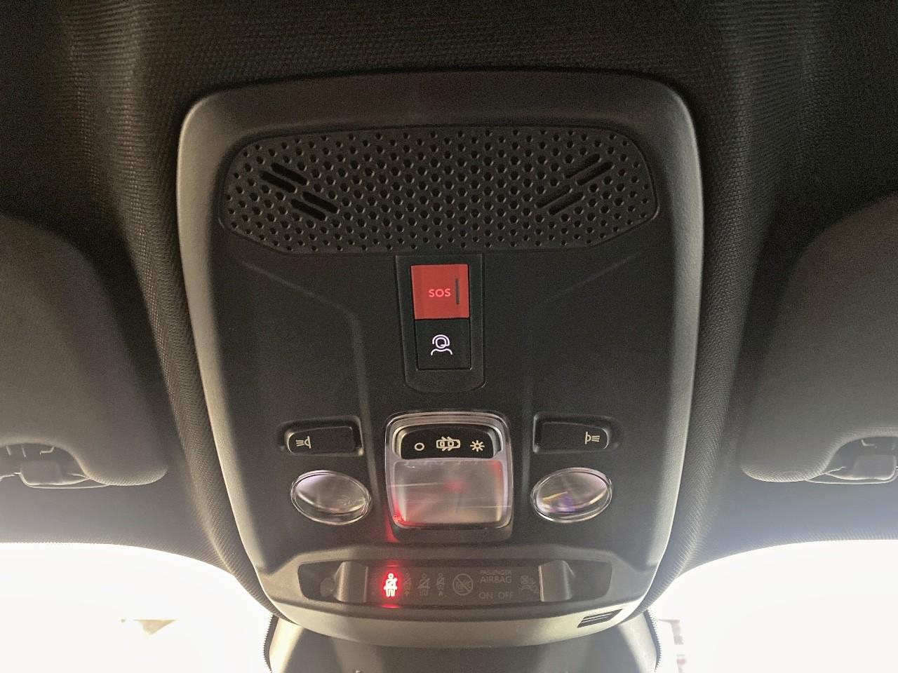 Peugeot 2008 hybrid 145 ch e-dcs6 allure — photo 19