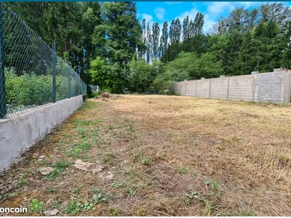 Terrain constructible 445 m² - Lémestroff (57970) - Libre de constructeur