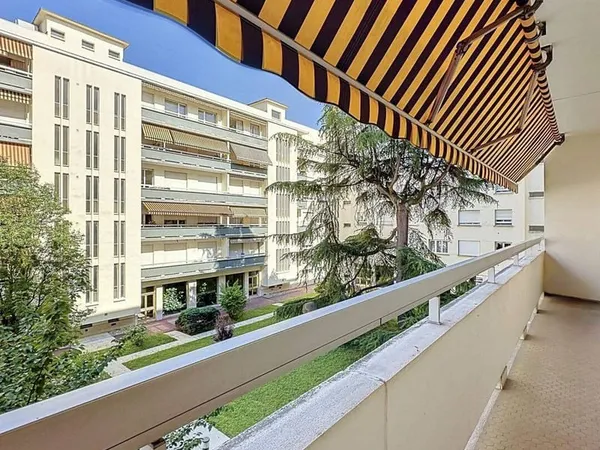 Appartement 4 pièces 118 m²
