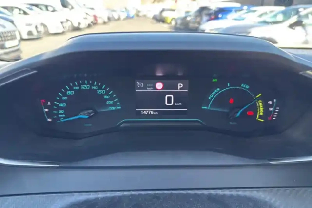 Peugeot 208 hybrid 100 e-dcs6 — photo 16