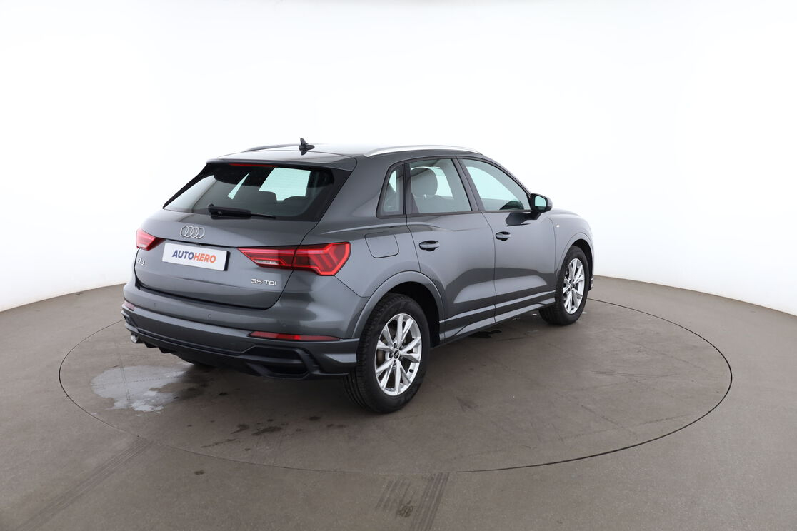 Audi Q3 35 TDI S Line S Tronic 7 — photo 5