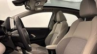 Toyota Yaris 116h Iconic 5p MY22 — photo 12