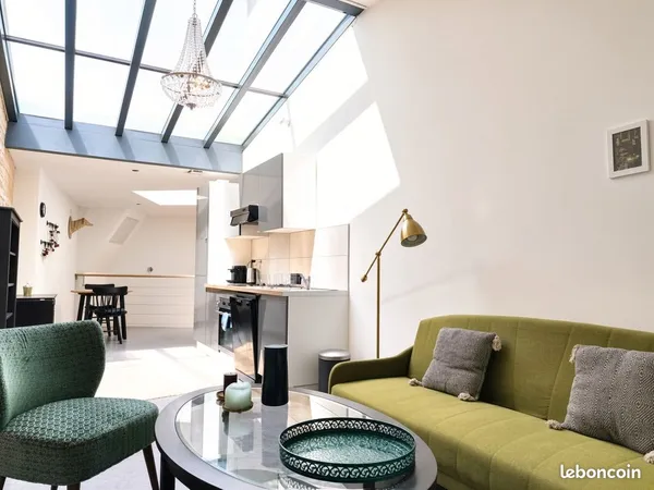 Duplex meublé T2 52 m² Place de Palais Bordeaux centre historique