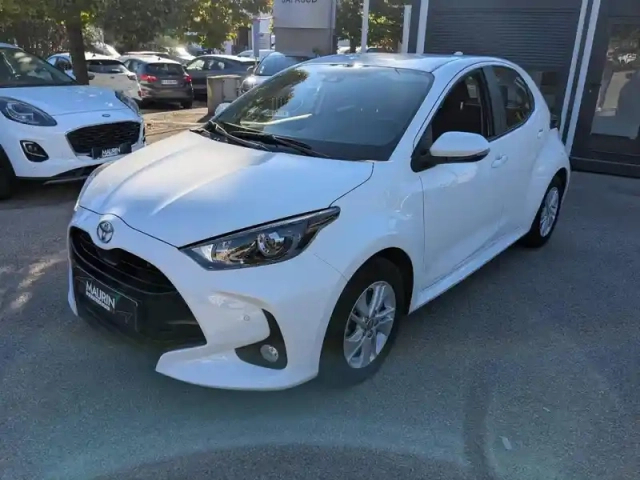Toyota Yaris 120 vvt-i dynamic business 5p mc24