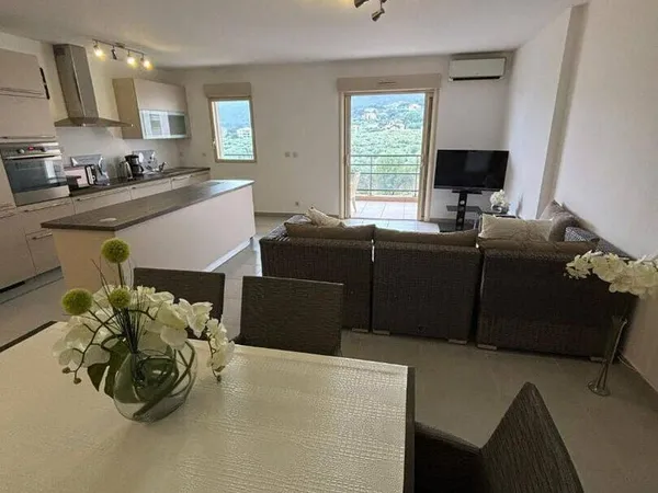 Appartement 4 pièces 141 m²