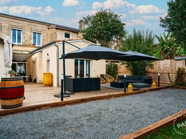 Maison 6 pièces 260 m²