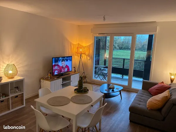 Location annuelle T2 meublé (45m2)