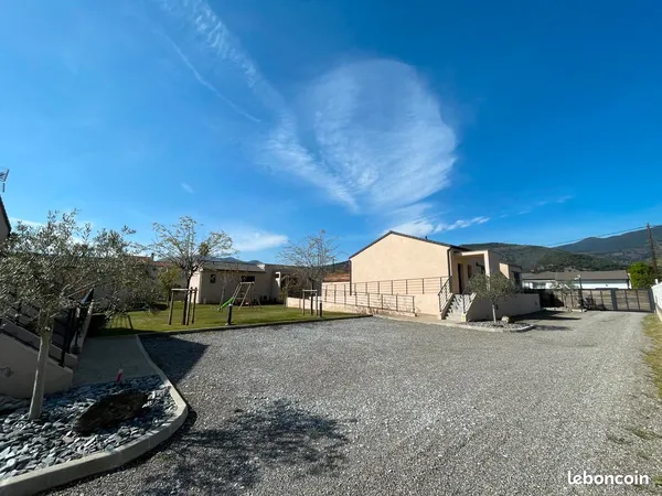 Appartement T3 meublé de 65m2- Terrasse- Parking securisé- Lucciana