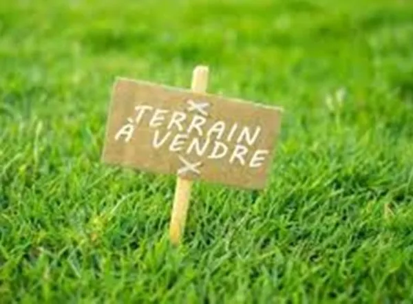 Terrain 90 m²