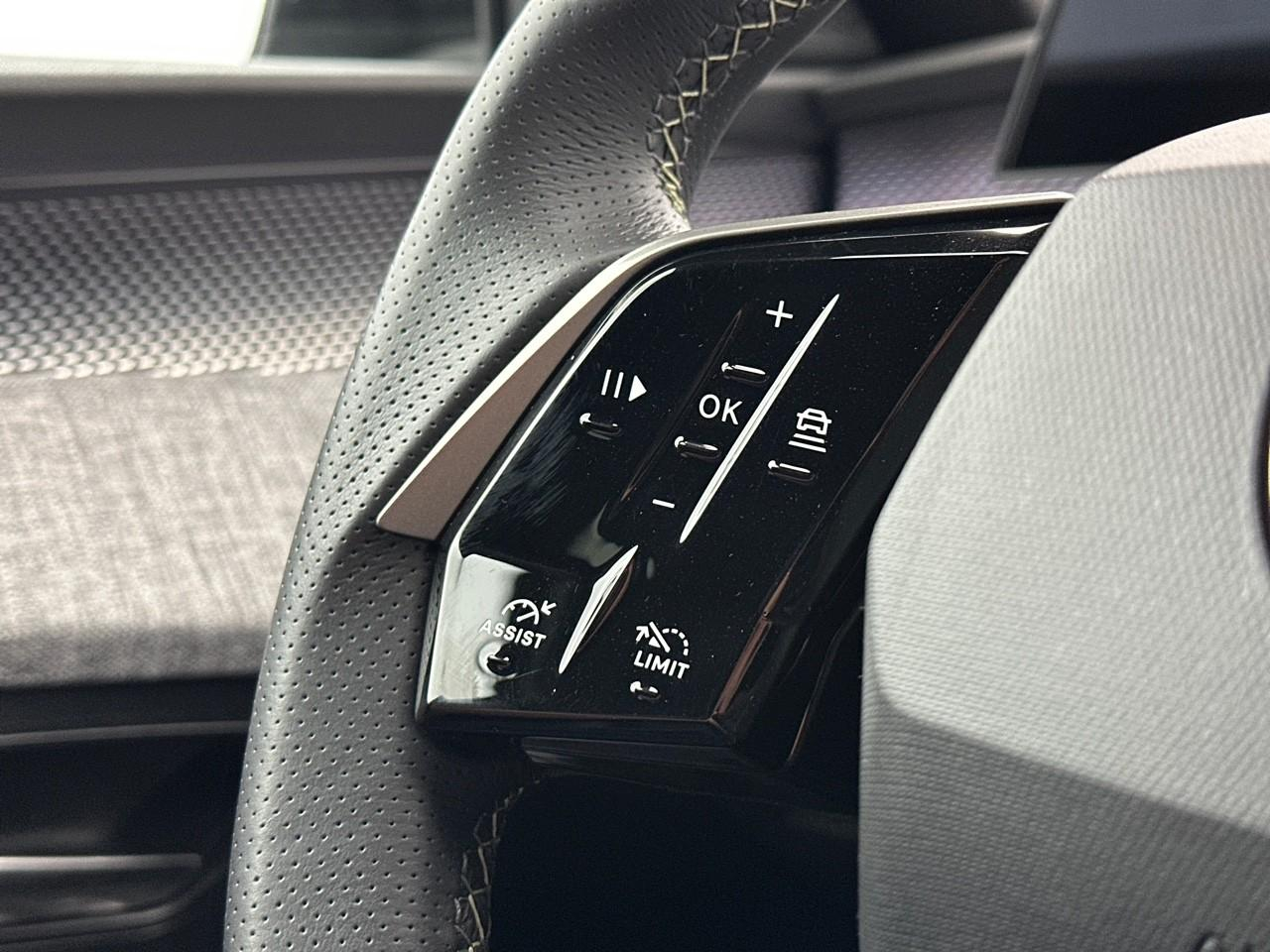 Peugeot 3008 hybrid 136 e-dcs6 gt — photo 17