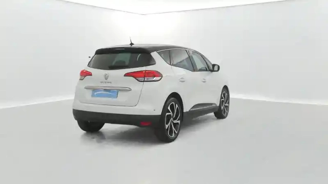 Renault Scenic blue dci 120 — photo 14