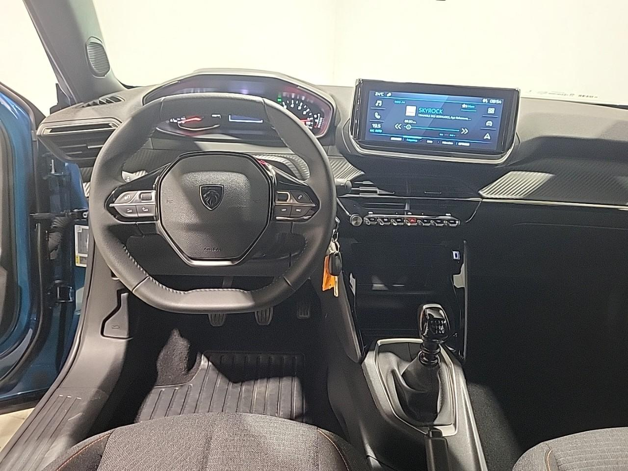 Peugeot 2008 100 s&s bvm6 style — photo 12