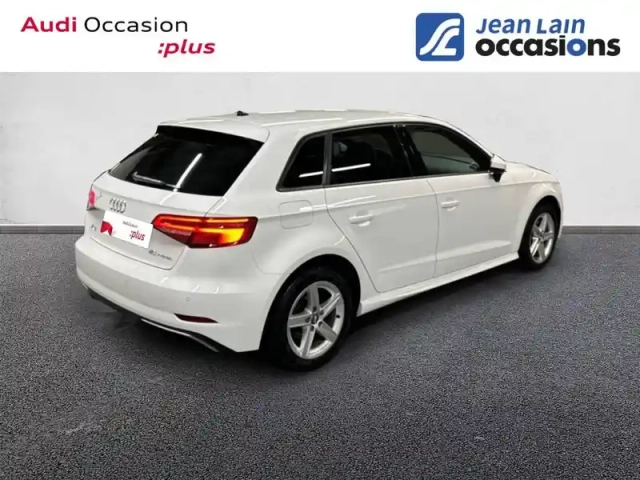Audi A3 sportback 40 e-tron 204 s tronic 6 — photo 5