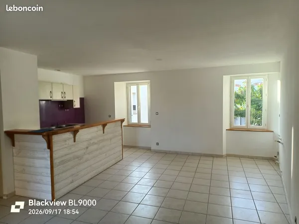Loue appartement t3 75 m² a valderies