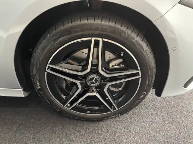 Mercedes Classe A 250 e hybrid eq 8g-dct — photo 18