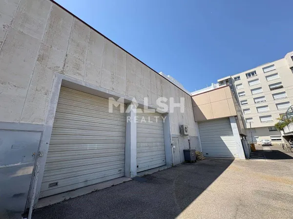 Local d'activité 394 m²