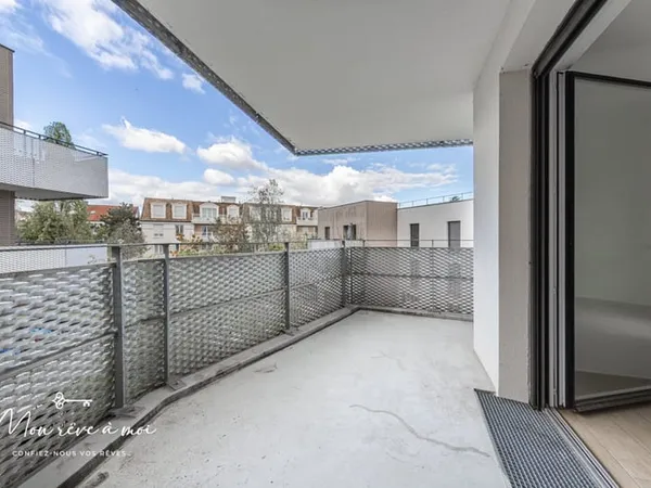 F3 de 58m2 lumineux avec balcon et parking