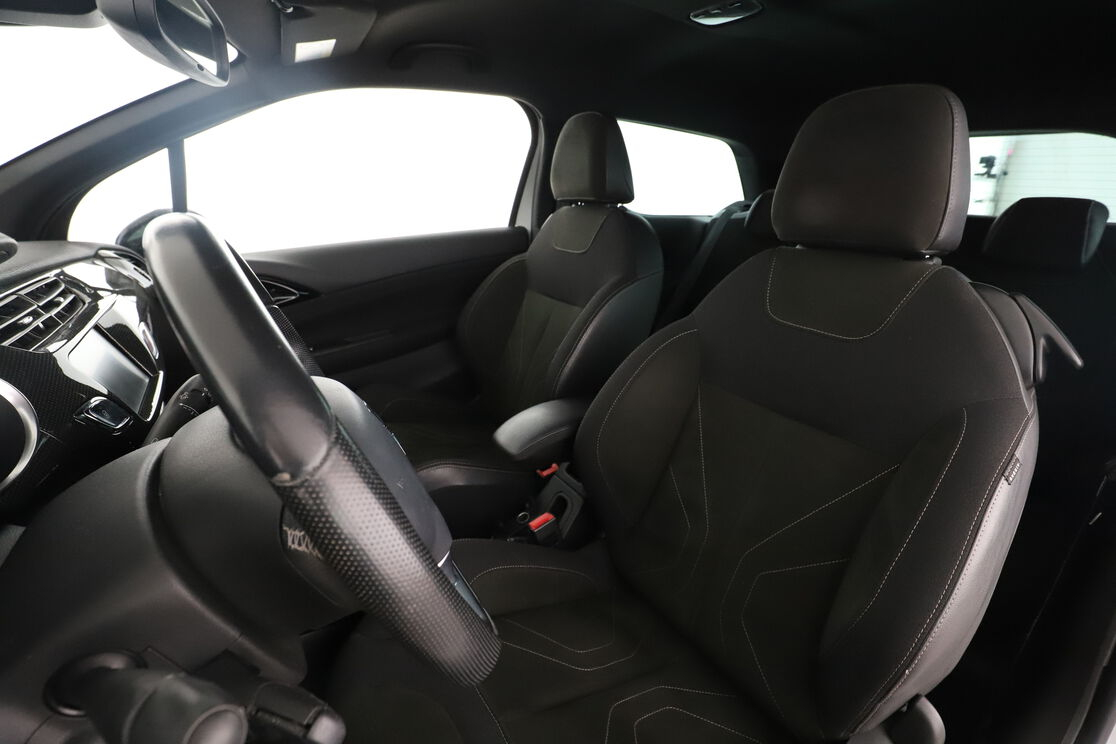 DS Automobiles DS3 1.6 THP Sport Chic BV6 — photo 9