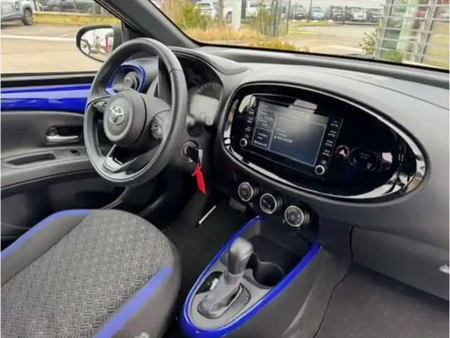 Toyota Aygo 1.0 vvt-i 72 design cvt — photo 6